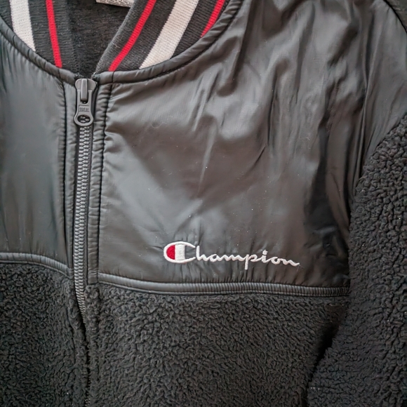 Champion Sherpa zip up - Picture 2 of 3
